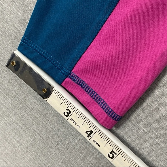 NEW Lou & Grey Side Pocket Leggings Size Small - Picture 11 of 11